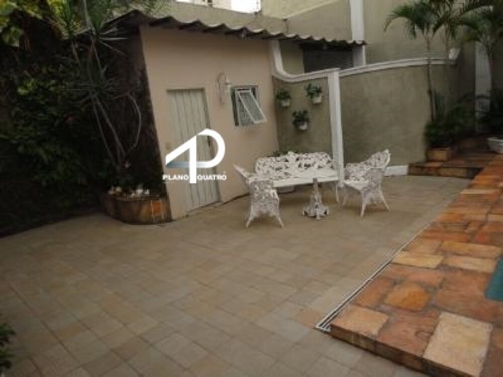 Casa à venda com 4 quartos, 278m² - Foto 18
