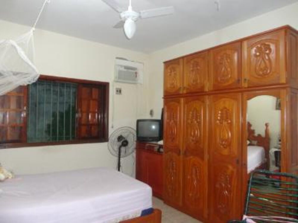 Casa à venda com 6 quartos, 300m² - Foto 10