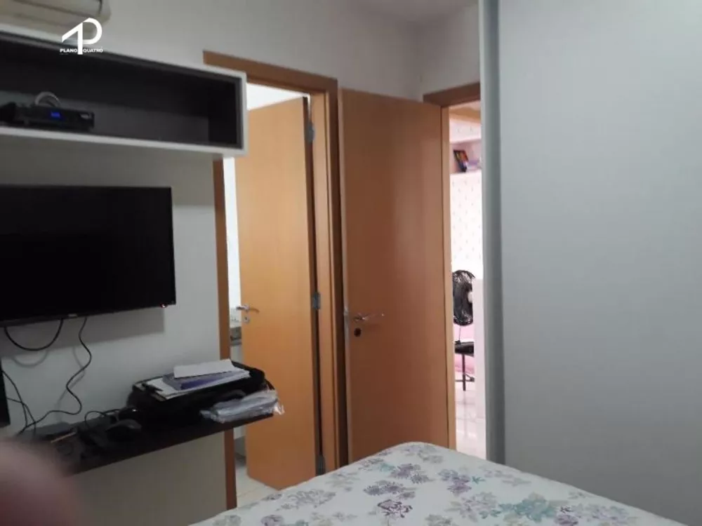 Apartamento à venda com 3 quartos, 135m² - Foto 2