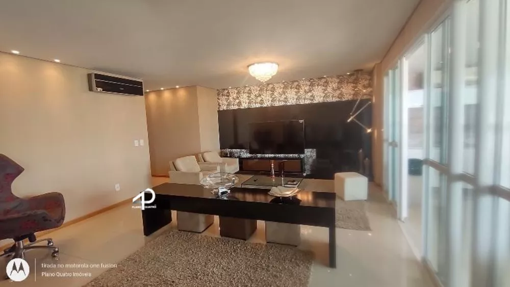 Apartamento, 3 quartos, 191 m² - Foto 1