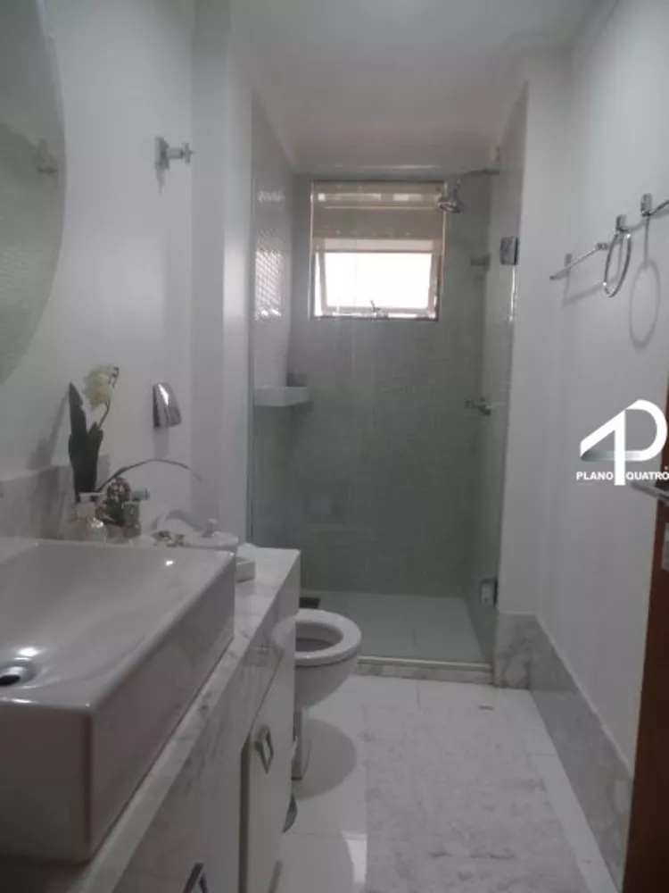 Apartamento, 3 quartos, 259 m² - Foto 1