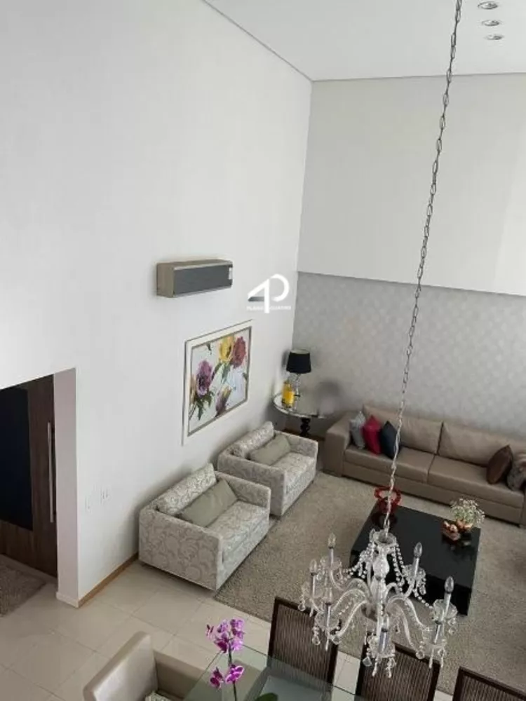 Apartamento à venda com 3 quartos, 215m² - Foto 2