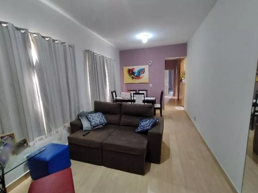 Apartamento à venda com 3 quartos, 84m² - Foto 2