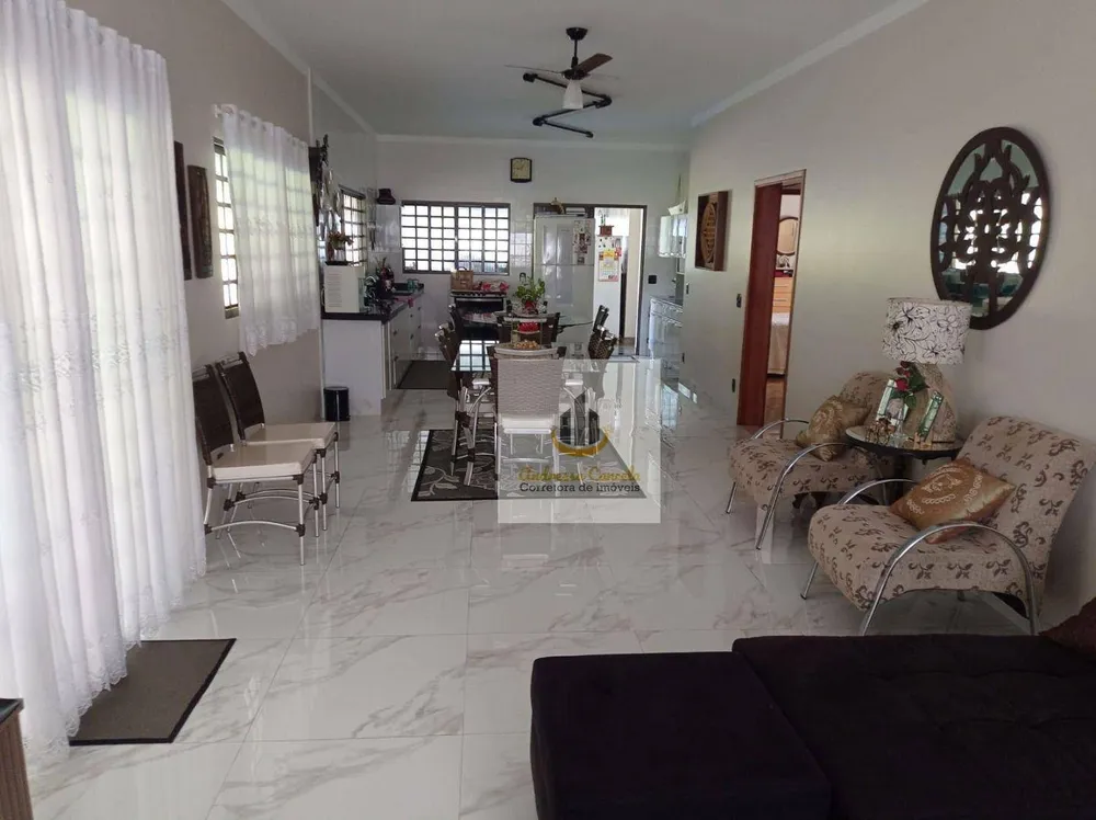Chácara, 3 quartos, 1000 m² - Foto 2