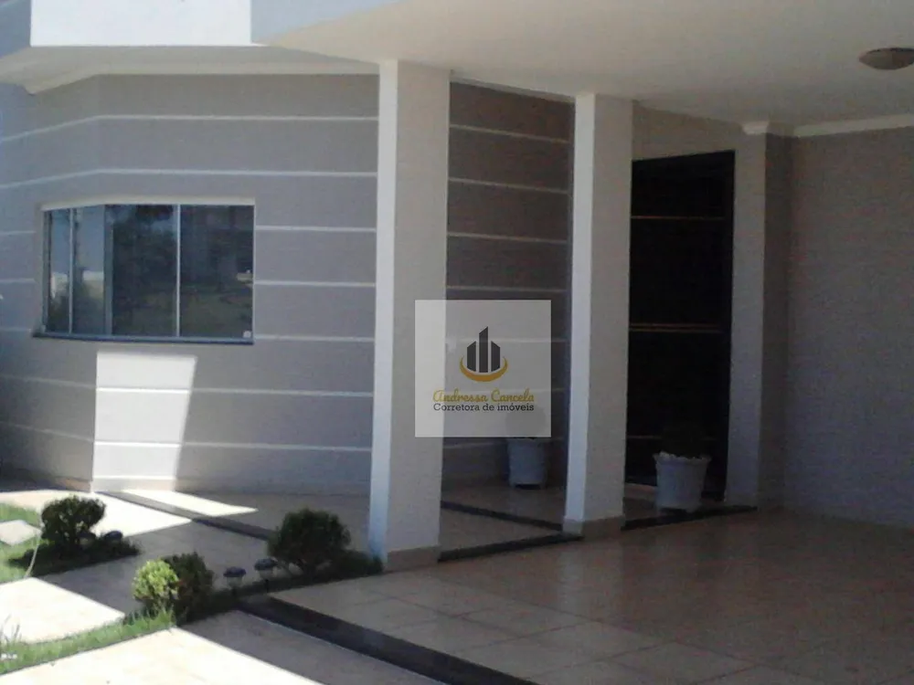 Casa, 3 quartos, 207 m² - Foto 1