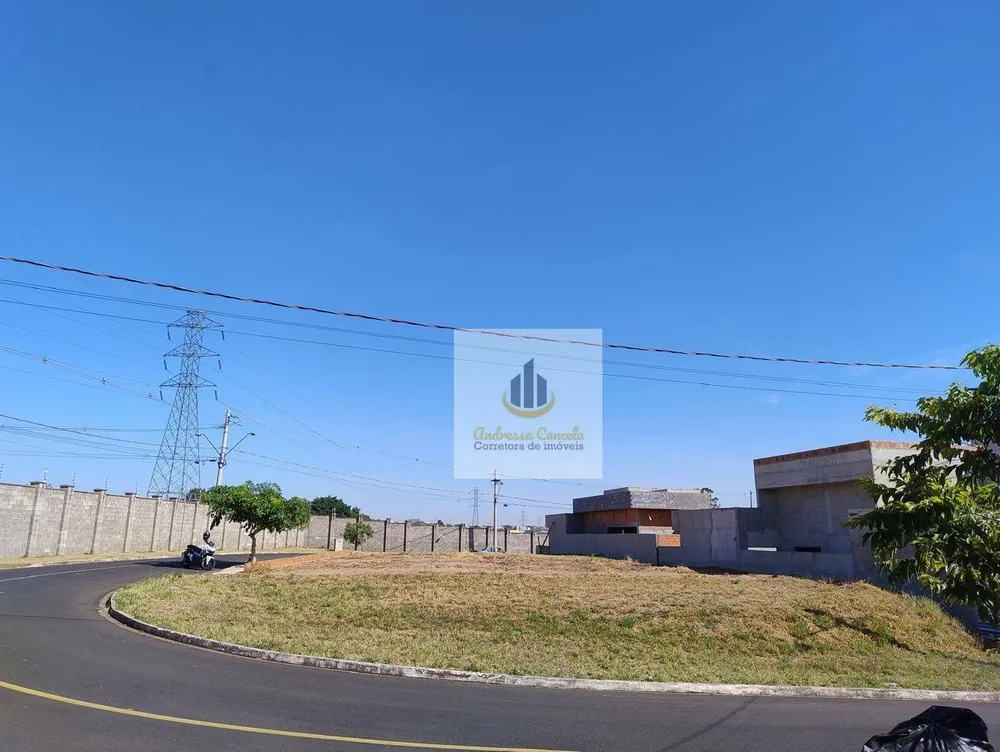 Loteamento e Condomínio, 258 m² - Foto 1