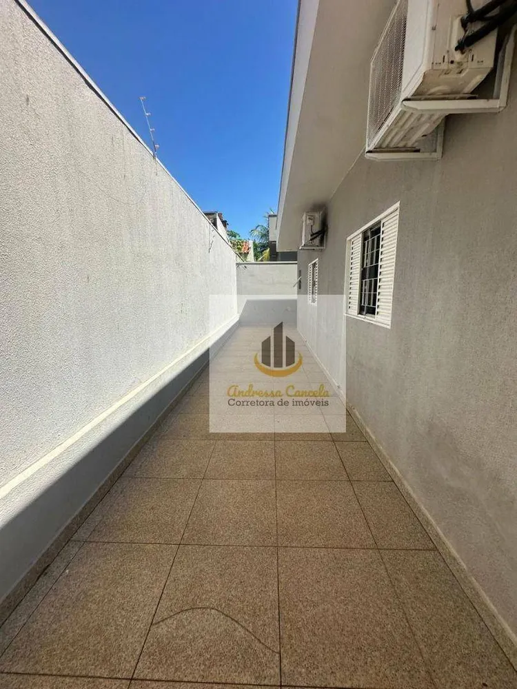 Casa, 4 quartos, 250 m² - Foto 4