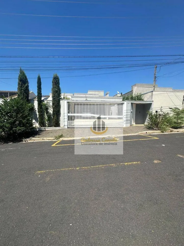 Casa, 4 quartos, 250 m² - Foto 1