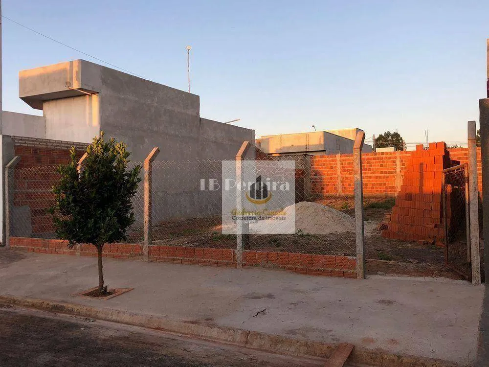 Terreno, 200 m² - Foto 1