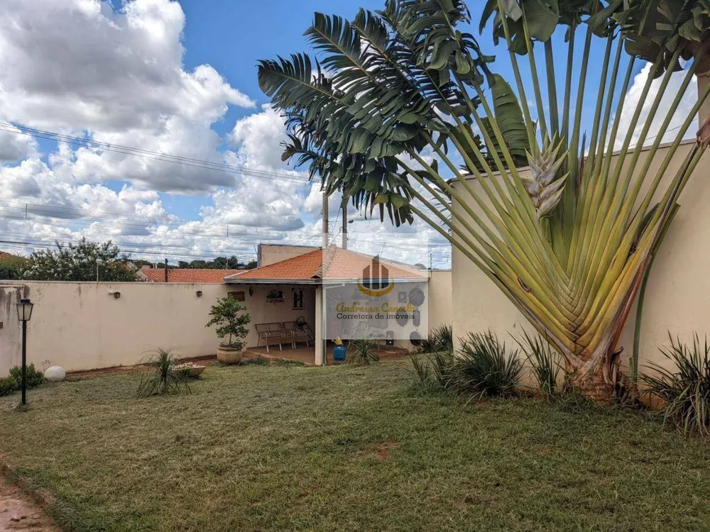 Casa, 3 quartos, 200 m² - Foto 3