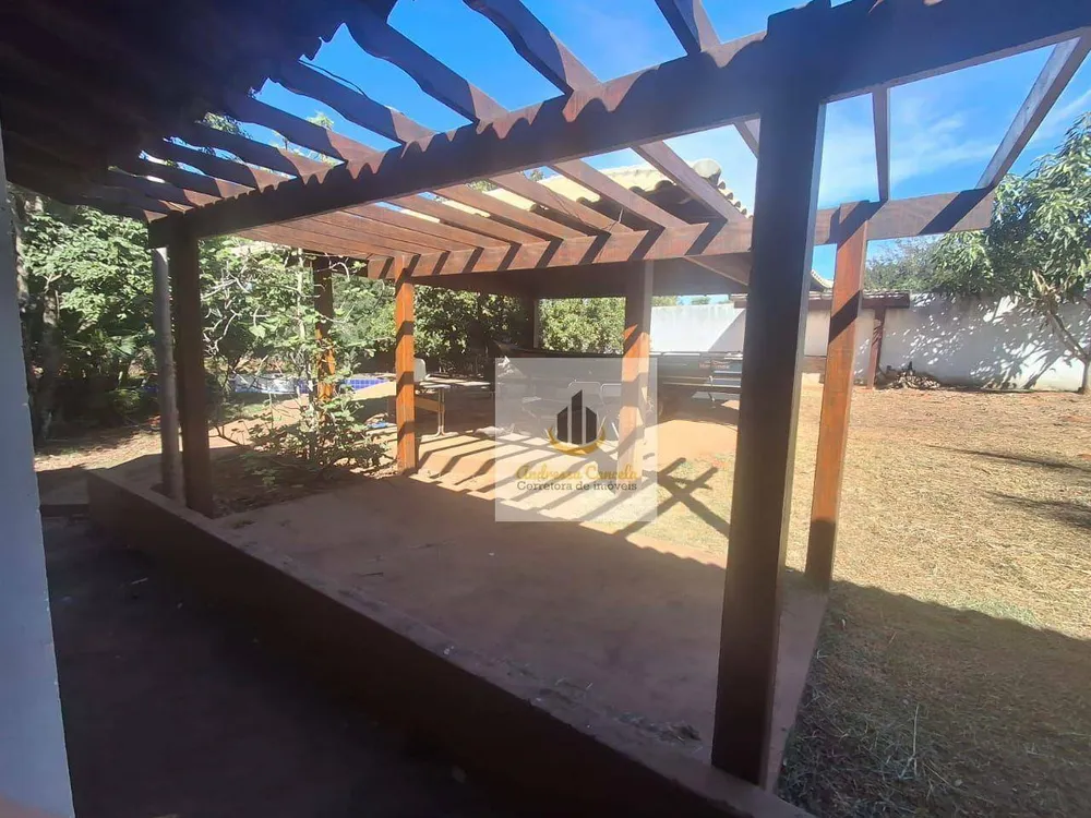 Chácara, 2 quartos, 1114 m² - Foto 2