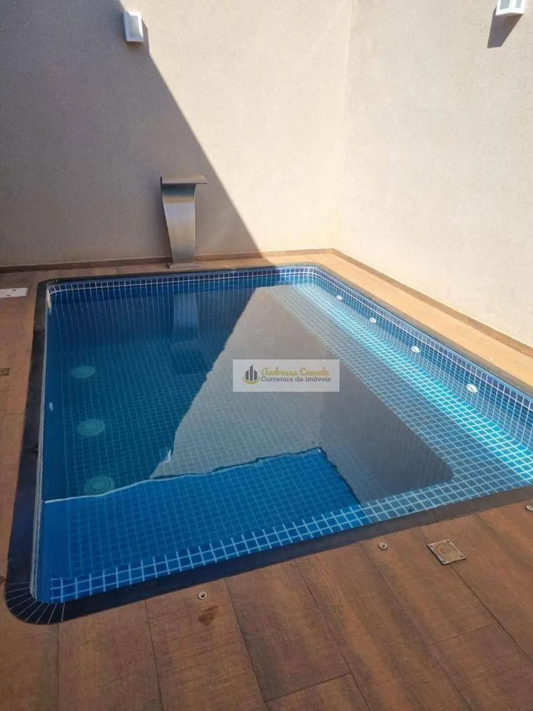 Casa, 3 quartos, 230 m² - Foto 1