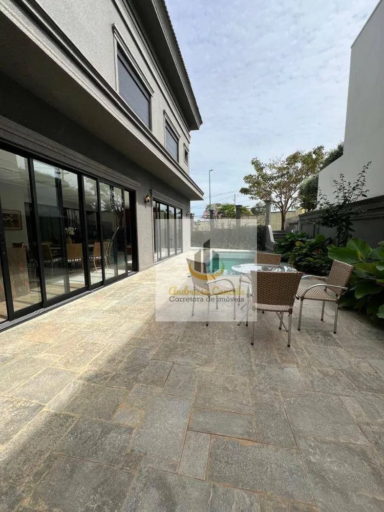 Sobrado, 5 quartos, 521 m² - Foto 1