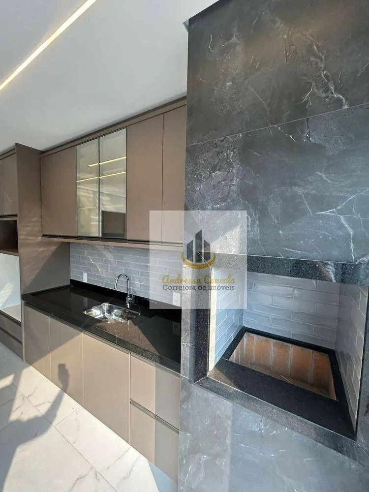 Casa, 3 quartos, 193 m² - Foto 2