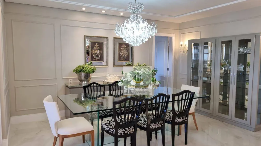 Apartamento, 3 quartos, 176 m² - Foto 1