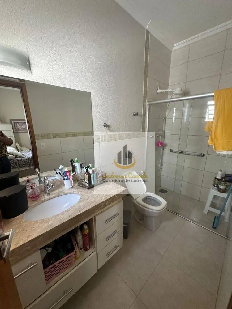 Casa, 4 quartos, 250 m² - Foto 2