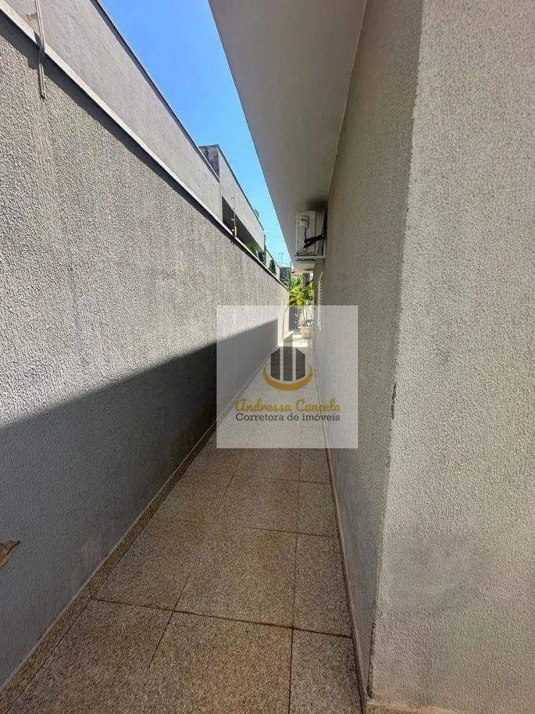 Casa, 4 quartos, 250 m² - Foto 1