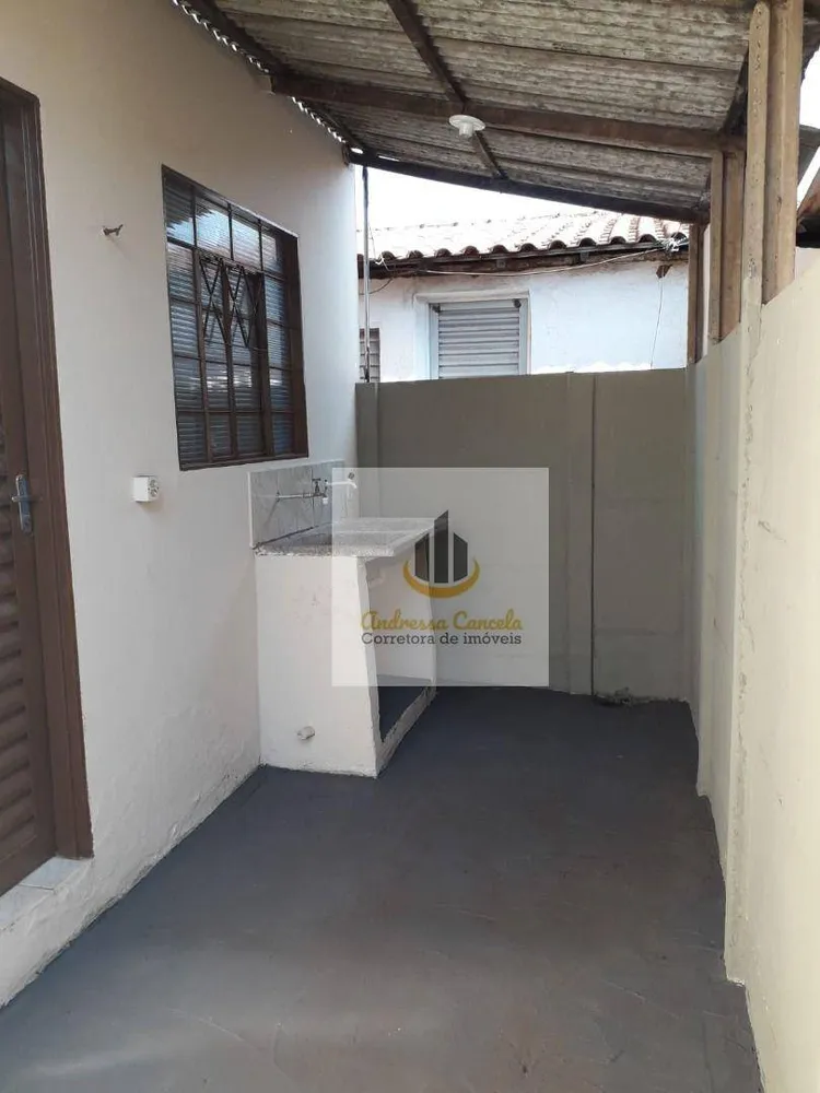 Casa, 4 quartos, 145 m² - Foto 1