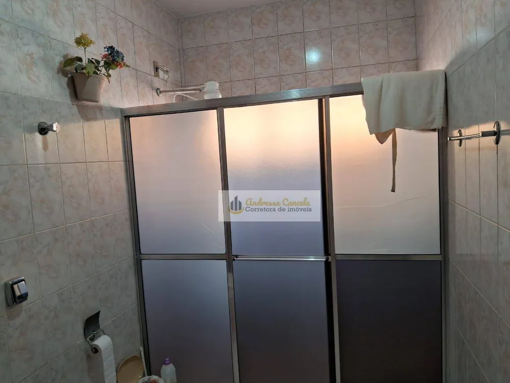 Casa, 4 quartos, 240 m² - Foto 2