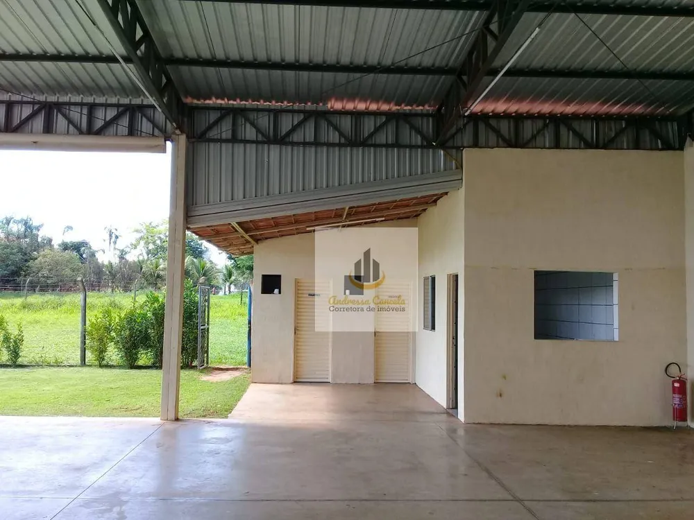 Chácara, 3 quartos, 1150 m² - Foto 1