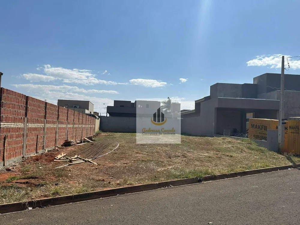 Loteamento e Condomínio, 400 m² - Foto 1