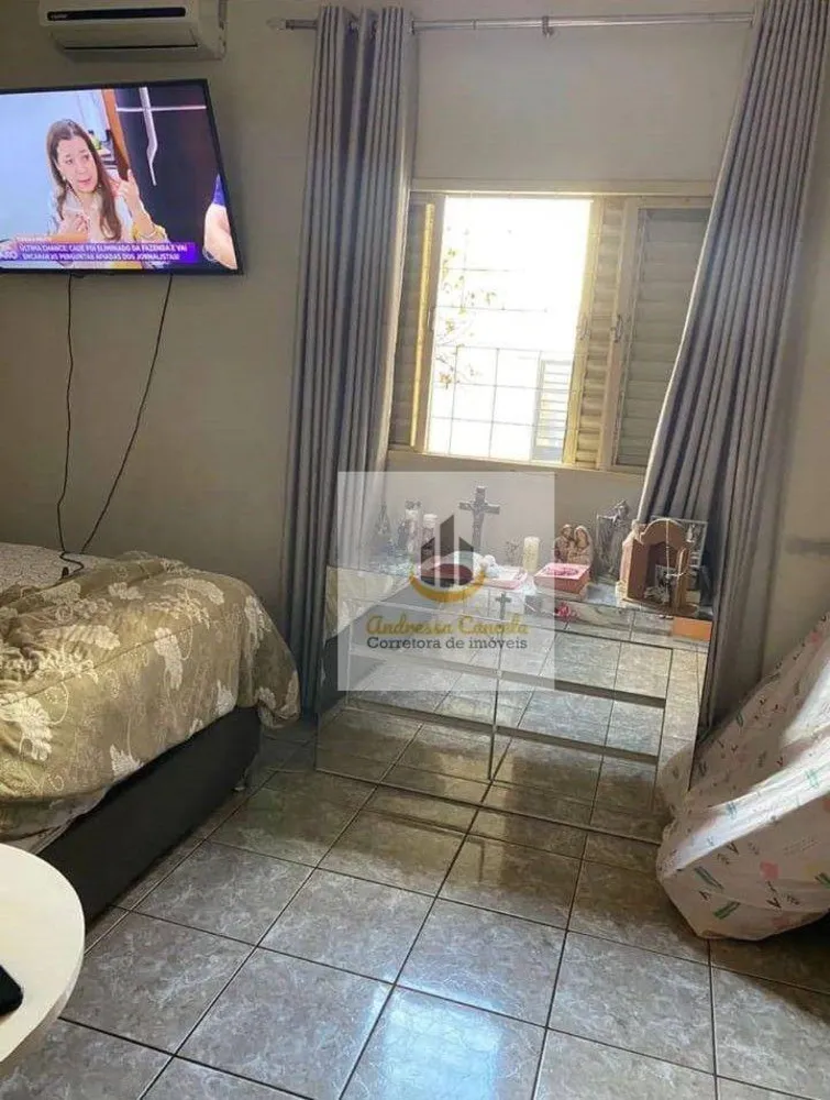 Casa, 3 quartos, 250 m² - Foto 1
