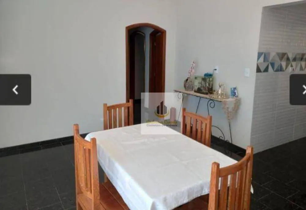Casa, 3 quartos, 330 m² - Foto 1