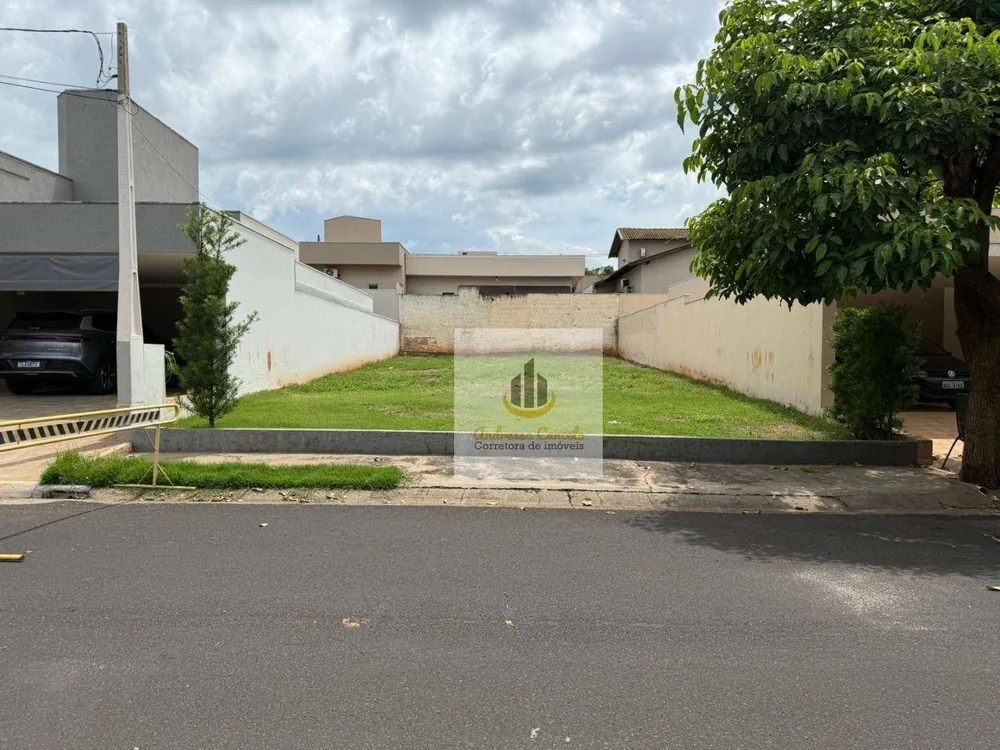 Loteamento e Condomínio, 275 m² - Foto 1