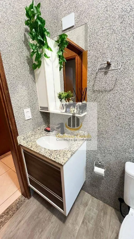 Casa, 3 quartos, 240 m² - Foto 3