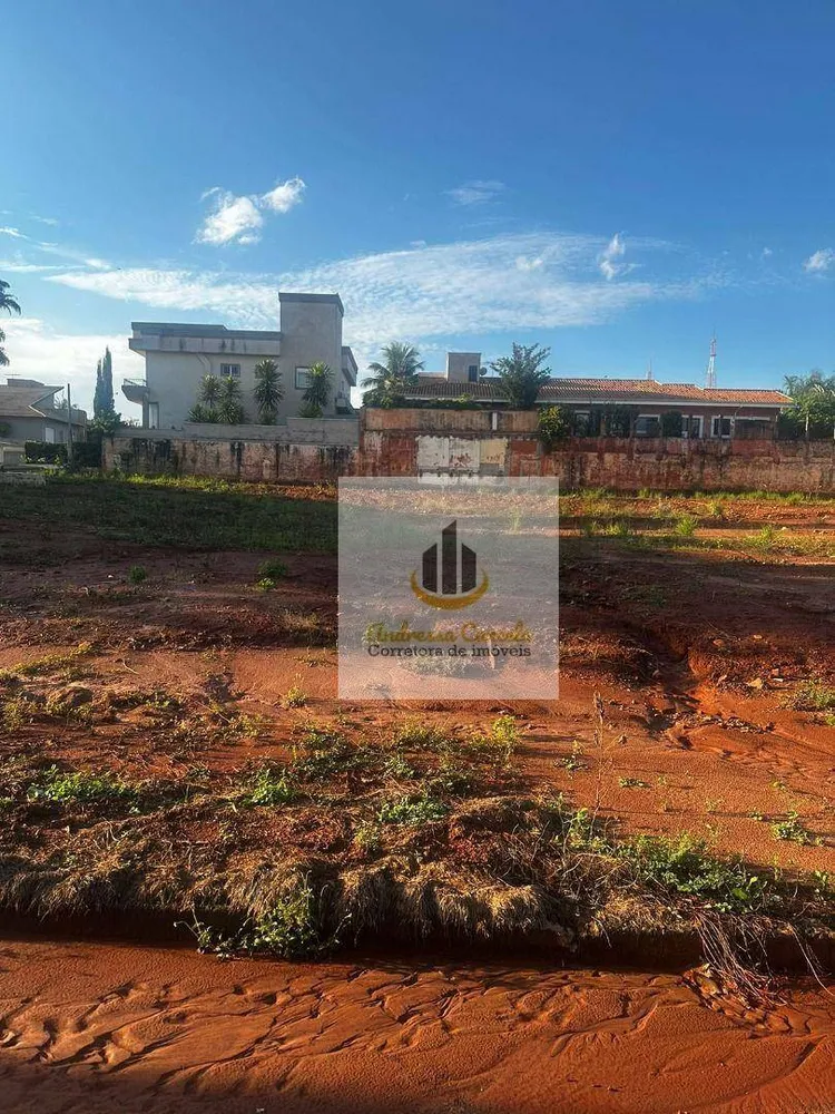 Loteamento e Condomínio, 900 m² - Foto 1
