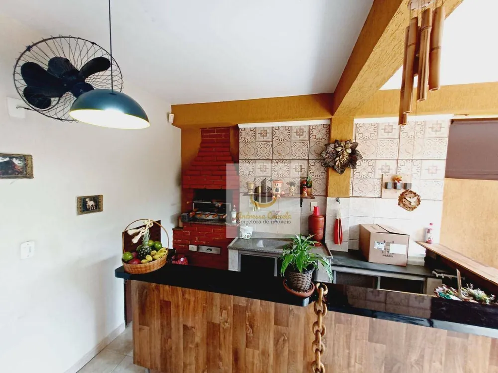 Sobrado, 3 quartos, 380 m² - Foto 1