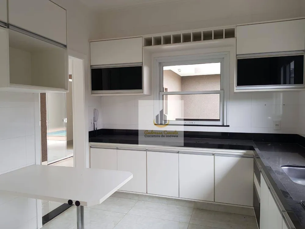 Casa, 4 quartos, 270 m² - Foto 2
