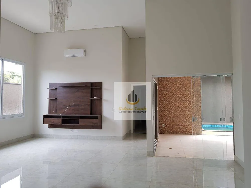 Casa, 4 quartos, 270 m² - Foto 1