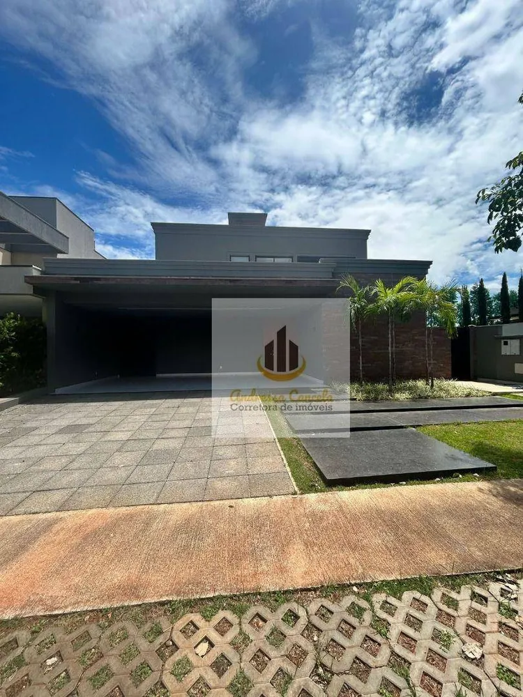 Sobrado, 4 quartos, 350 m² - Foto 1