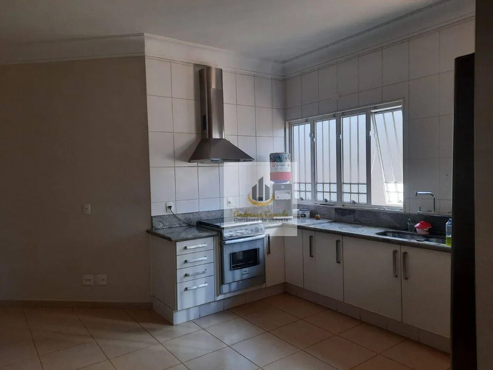 Casa, 4 quartos, 462 m² - Foto 3
