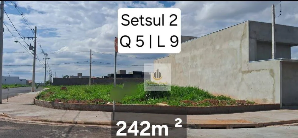 Terreno, 242 m² - Foto 1