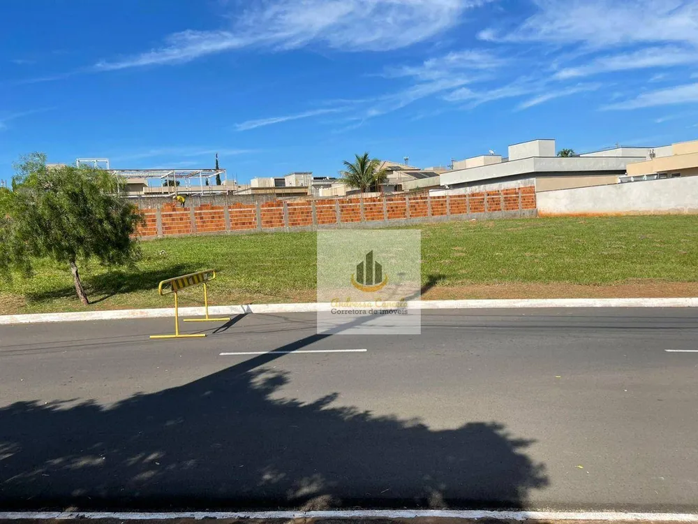 Loteamento e Condomínio, 855 m² - Foto 1