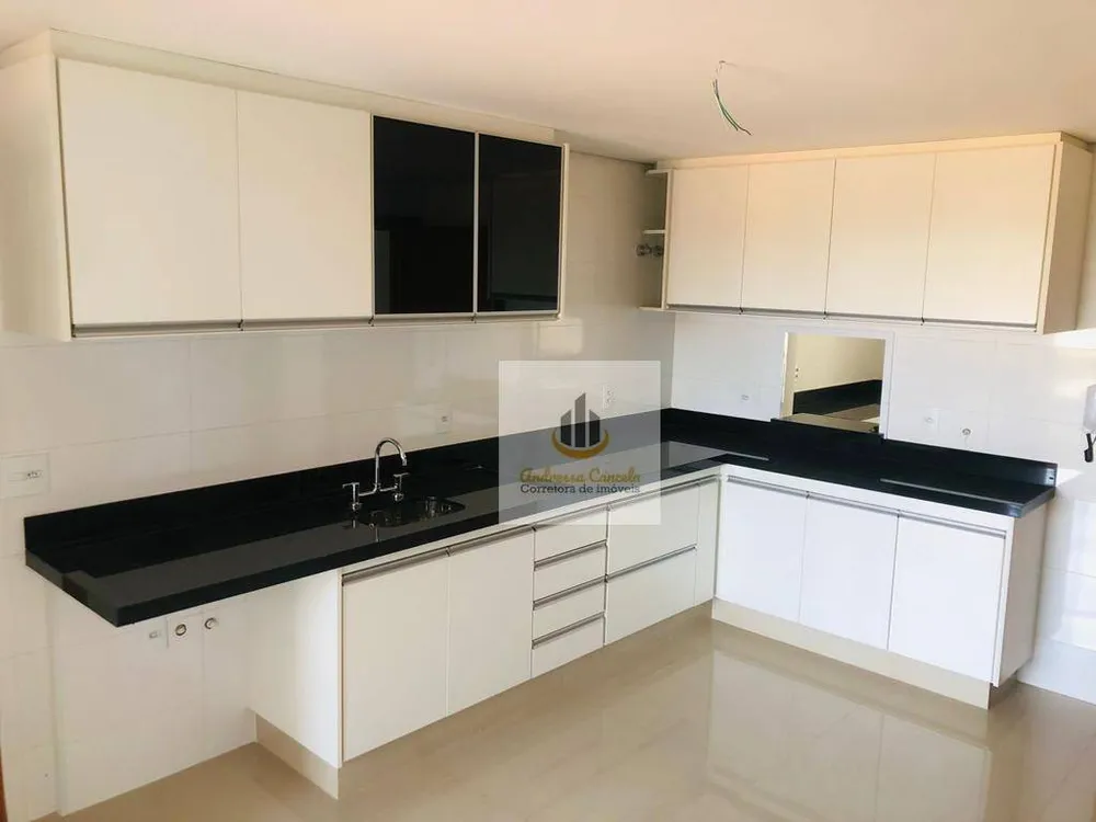 Apartamento, 3 quartos, 275 m² - Foto 2