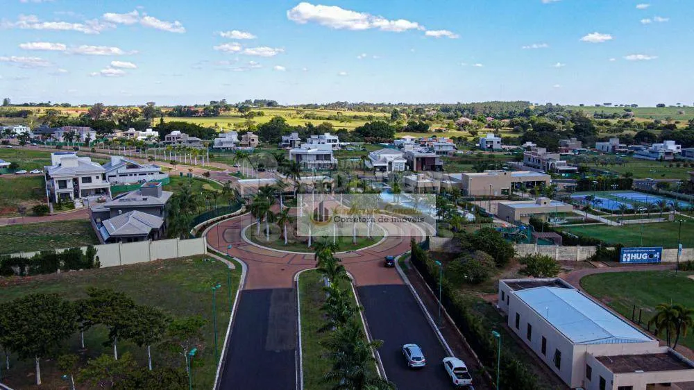 Loteamento e Condomínio, 690 m² - Foto 1