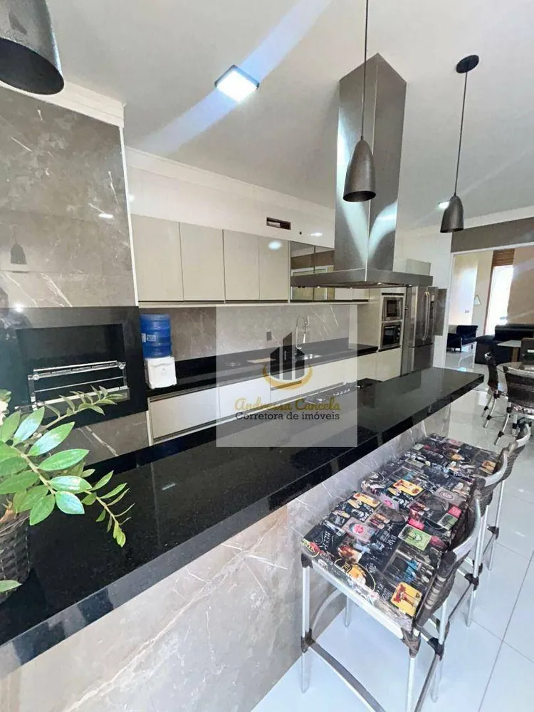 Casa, 3 quartos, 200 m² - Foto 4