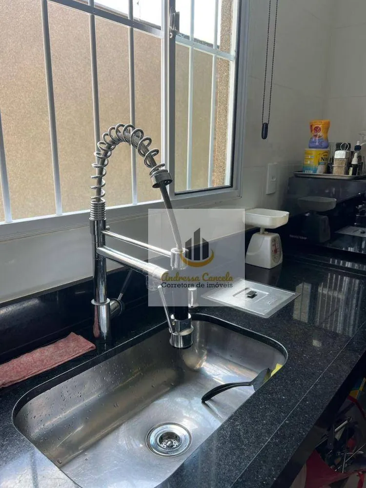 Casa, 3 quartos, 184 m² - Foto 2