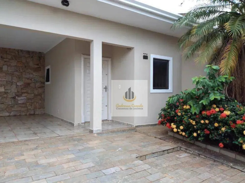 Casa, 3 quartos, 226 m² - Foto 1