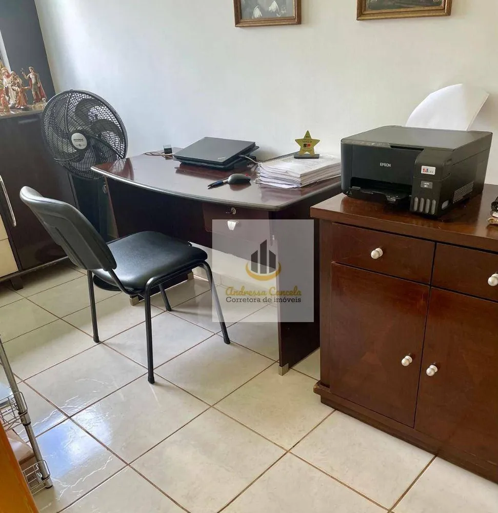 Casa, 3 quartos, 200 m² - Foto 1
