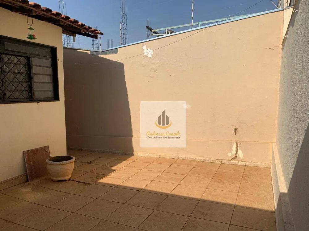 Casa, 4 quartos, 300 m² - Foto 4