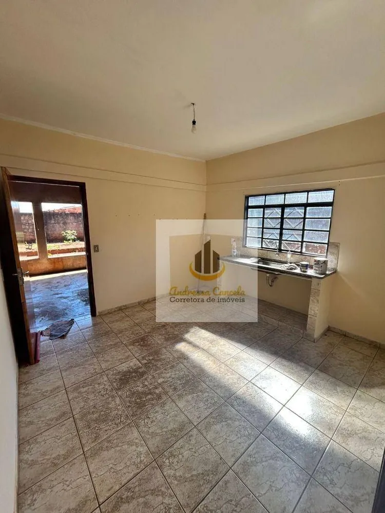 Casa, 3 quartos, 170 m² - Foto 2