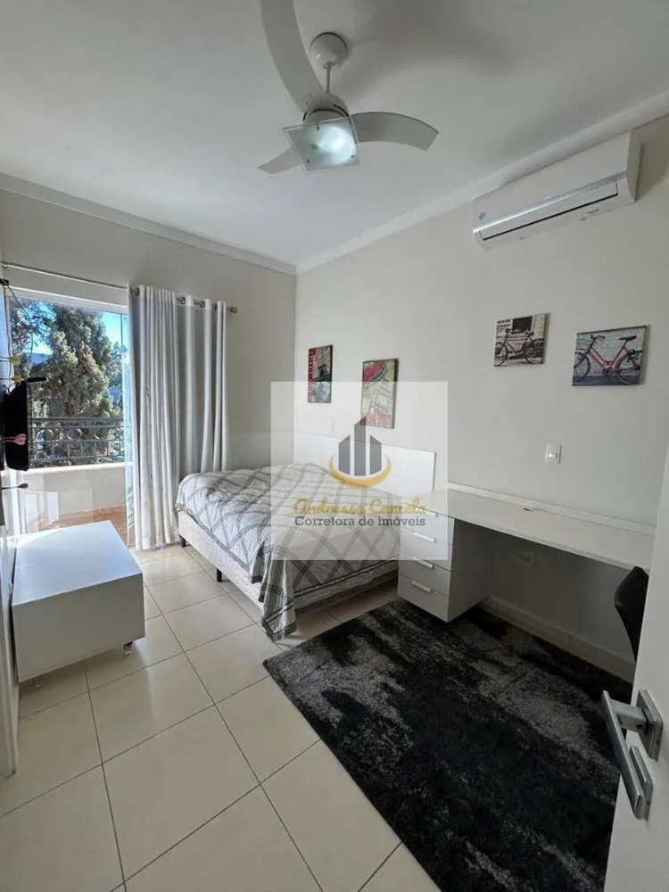Sobrado, 4 quartos, 350 m² - Foto 2