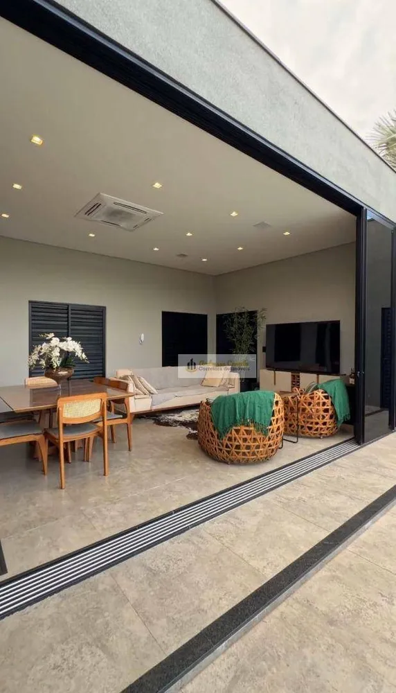 Casa, 3 quartos, 210 m² - Foto 9
