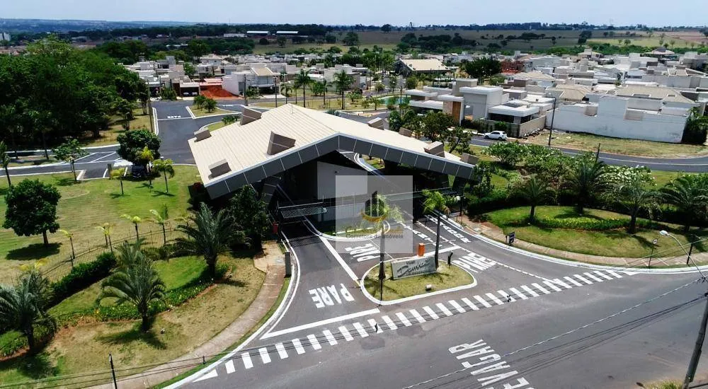 Loteamento e Condomínio, 275 m² - Foto 1
