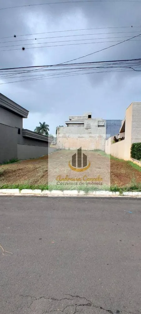 Loteamento e Condomínio, 360 m² - Foto 1
