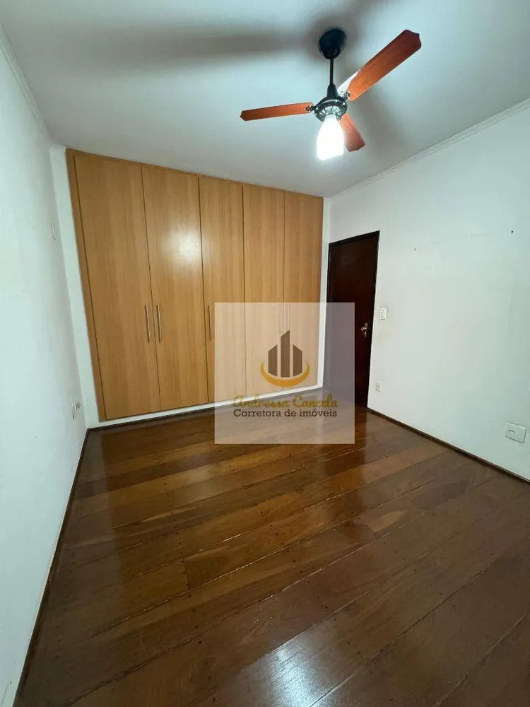 Casa, 3 quartos, 258 m² - Foto 3